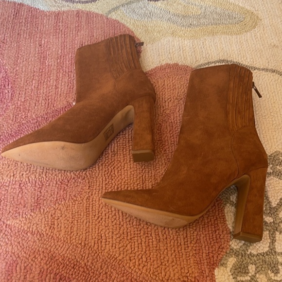 💜🤑 FOREVER 21 block pointed zip up boots like new!! - Picture 11 of 14